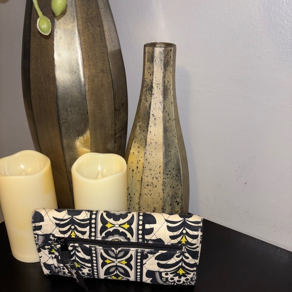 Vera Bradley Black and Yellow Patterned Wallet - Picture 4 of 7